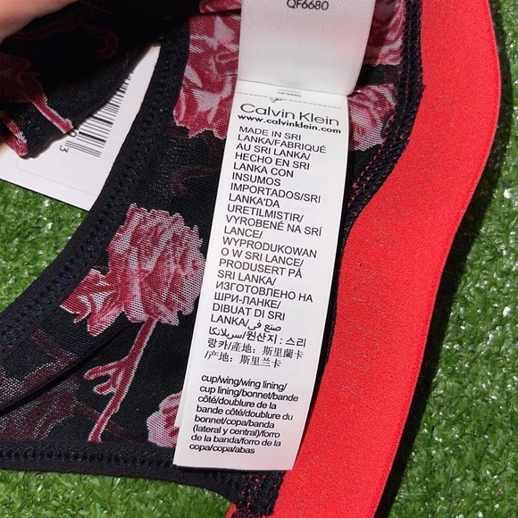 Calvin Klein Women’s Bralette🆕 - Picture 9 of 12